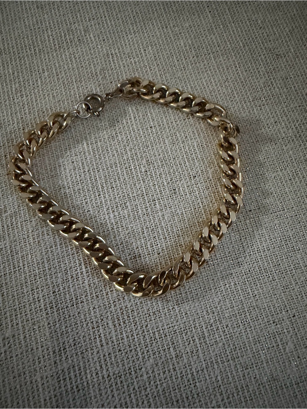Two GoldTone Chain Link Bracelet - Picture 5 of 6